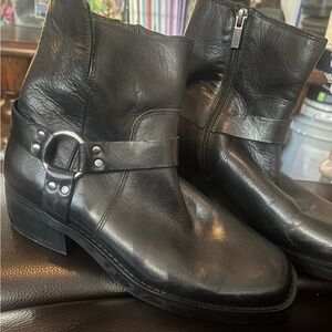 Sole Society Black Leather Buckle Boots